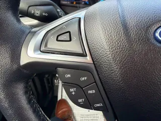 Ford Edge 2023 AWD SEL 4dr Crossover