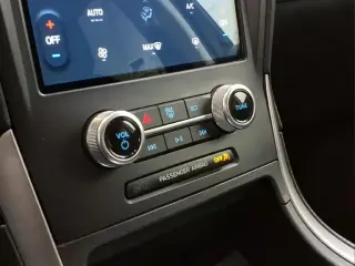 Ford Edge 2022 AWD SE 4dr Crossover