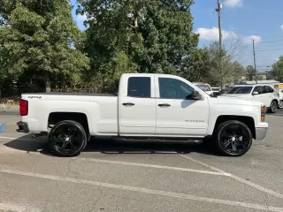 Chevrolet Silverado 1500 2015 4x4 LT 4dr Double Cab 6.5 ft. SB