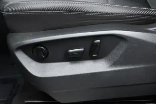 Volkswagen Atlas Cross Sport 2021 V6 SE R-Line 4dr SUV con Tecnología