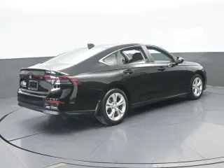 Honda Accord 2025 LX 4dr Sedán
