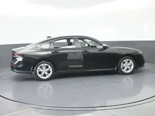 Honda Accord 2025 LX 4dr Sedán
