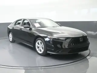 Honda Accord 2025 LX 4dr Sedán