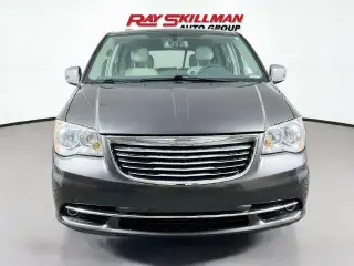 Chrysler Town and Country 2015 Touring-L 4dr Mini-Van