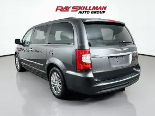 Chrysler Town and Country 2015 Touring-L 4dr Mini-Van