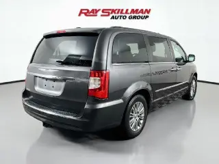 Chrysler Town and Country 2015 Touring-L 4dr Mini-Van