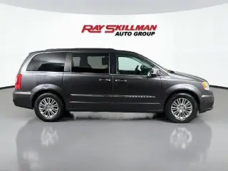 Chrysler Town and Country 2015 Touring-L 4dr Mini-Van