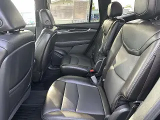 Cadillac XT6 2023 4x4 de lujo de la categoría de lujo 4 puertas SUV