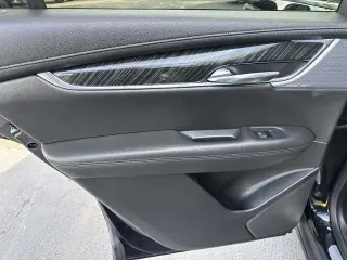 Cadillac XT6 2023 4x4 de lujo de la categoría de lujo 4 puertas SUV