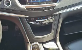Cadillac XT5 2018 Luxury 4dr SUV