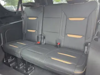 GMC Yukon XL 2022 4x4 AT4 4dr SUV