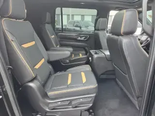 GMC Yukon XL 2022 4x4 AT4 4dr SUV