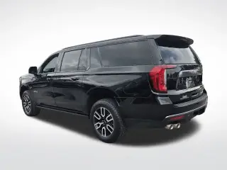 GMC Yukon XL 2022 4x4 AT4 4dr SUV