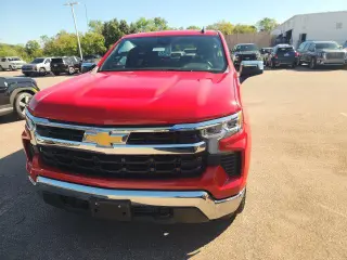 Chevrolet Silverado 1500 2023 4x4 LT 4dr Crew Cab 5.8 ft. SB w/2FL