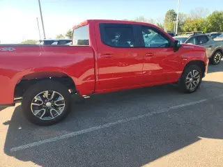 Chevrolet Silverado 1500 2023 4x4 LT 4dr Crew Cab 5.8 ft. SB w/2FL