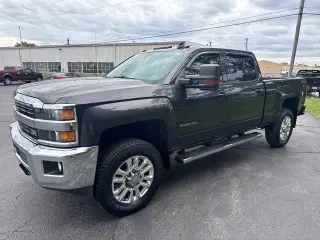 Chevrolet Silverado 3500HD 2015 4x4 LT 4dr Crew Cab SRW