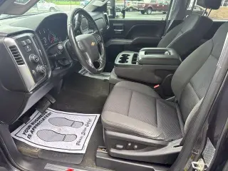 Chevrolet Silverado 3500HD 2015 4x4 LT 4dr Crew Cab SRW
