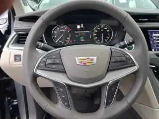 Cadillac XT5 2023 Premium Luxury 4dr SUV