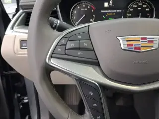 Cadillac XT5 2023 Premium Luxury 4dr SUV