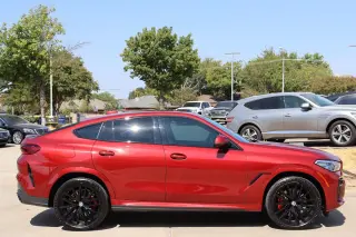 2022 BMW X6
