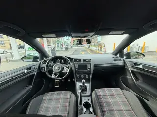 2017 Volkswagen Golf GTI