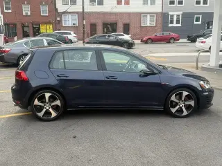 2017 Volkswagen Golf GTI