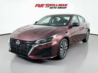 Nissan Altima 2025 2.5 SV 4dr Sedán