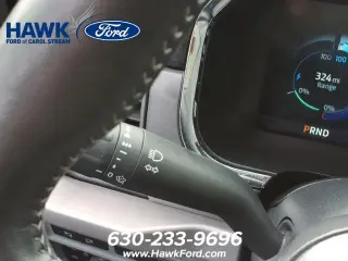 Ford F-150 Lightning 2023 AWD XLT 4dr SuperCrew 5.5 ft. SB
