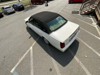 Cadillac DeVille 2000 4dr Sedán