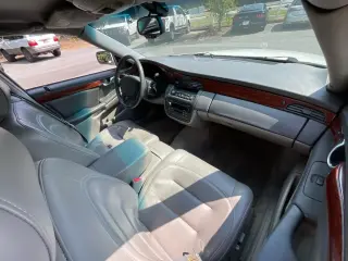 Cadillac DeVille 2000 4dr Sedán