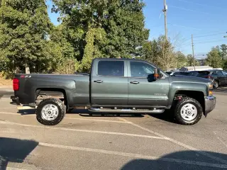 Chevrolet Silverado 2500HD 2018 4x4 LT 4dr Crew Cab SB