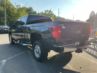 Chevrolet Silverado 2500HD 2018 4x4 LT 4dr Crew Cab SB