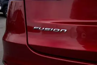 Ford Fusion Hybrid 2019 SE 4dr Sedán