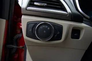 Ford Fusion Hybrid 2019 SE 4dr Sedán