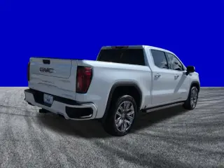 GMC Sierra 1500 2023 4x4 Denali 4dr Crew Cab 5.8 ft. SB