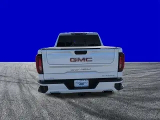 GMC Sierra 1500 2023 4x4 Denali 4dr Crew Cab 5.8 ft. SB