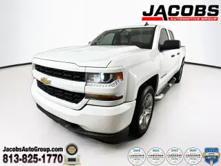 Chevrolet Silverado 1500 2018 4x2 Custom 4d Doble Cabina 6.5 ft. SB