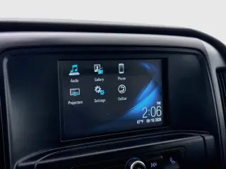 Chevrolet Silverado 1500 2018 4x2 Custom 4d Doble Cabina 6.5 ft. SB