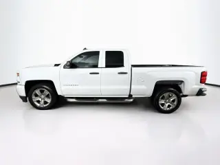 Chevrolet Silverado 1500 2018 4x2 Custom 4d Doble Cabina 6.5 ft. SB