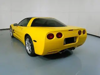 Chevrolet Corvette 2001 2dr Coupe