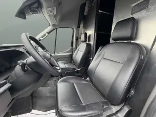 2023 Ford Transit Cargo Van