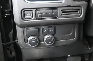 Chevrolet Suburban 2024 4x2 LT SUV de 4 puertas