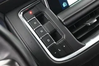 Chevrolet Suburban 2024 4x2 LT SUV de 4 puertas