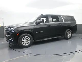 Chevrolet Suburban 2024 4x2 LT SUV de 4 puertas