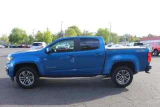 Chevrolet Colorado 2021 4x4 Camioneta de Trabajo 4dr Cabina Extendida 5 ft. SB