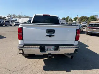 Chevrolet Silverado 2500HD 2018 4x4 LT 4dr Crew Cab SB
