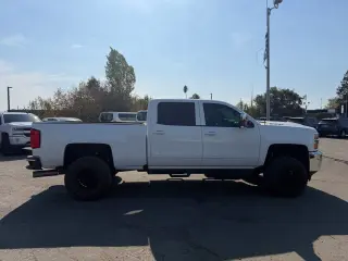 Chevrolet Silverado 2500HD 2018 4x4 LT 4dr Crew Cab SB