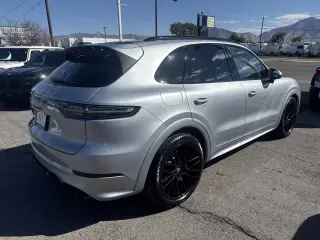 2021 Porsche Cayenne