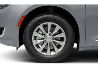 Chrysler Pacifica 2019 Touring L 4dr Mini-Van