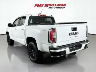 GMC Canyon 2022 4x4 Elevation 4 puertas Cabina de tripulación larga 5 pies SB